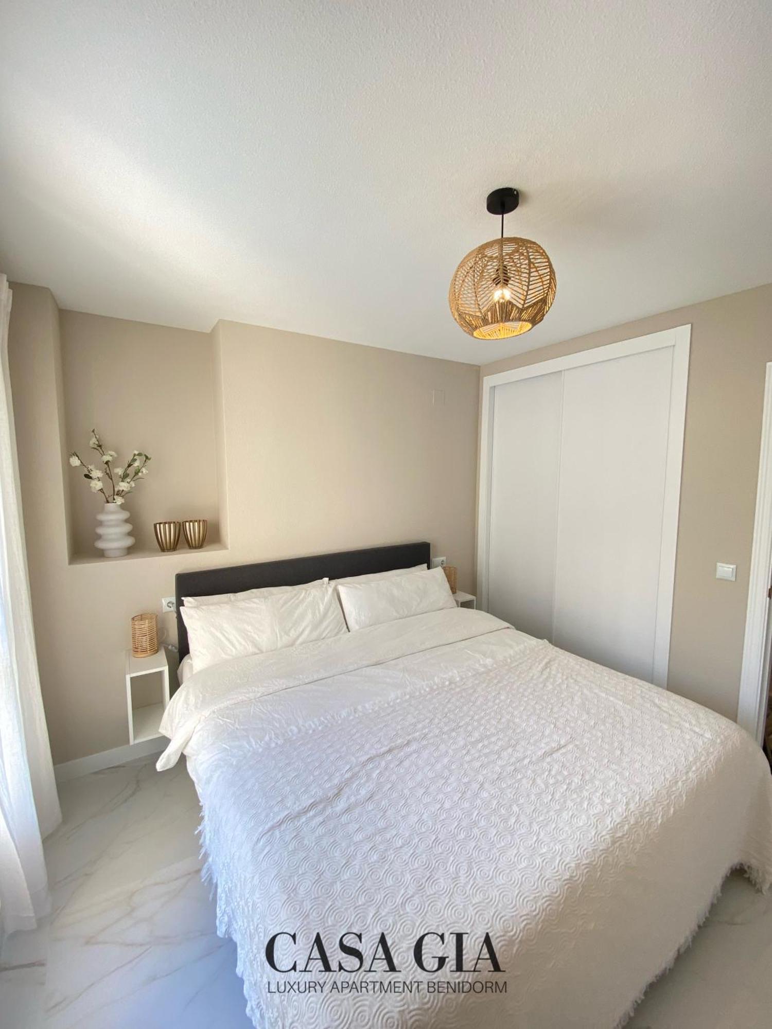 Casa Gia L Luxury Apartment Бенидорм Экстерьер фото