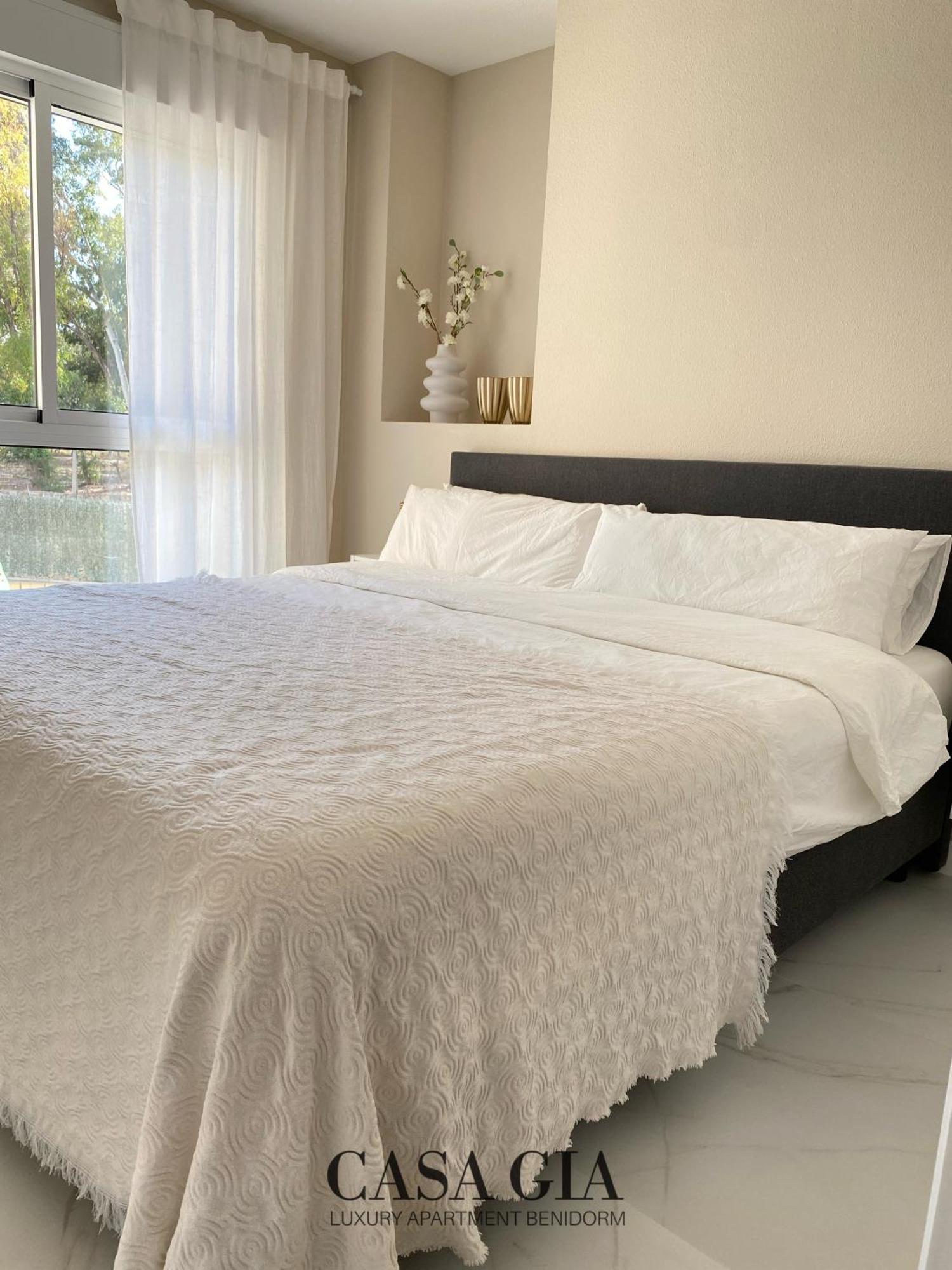 Casa Gia L Luxury Apartment Бенидорм Экстерьер фото